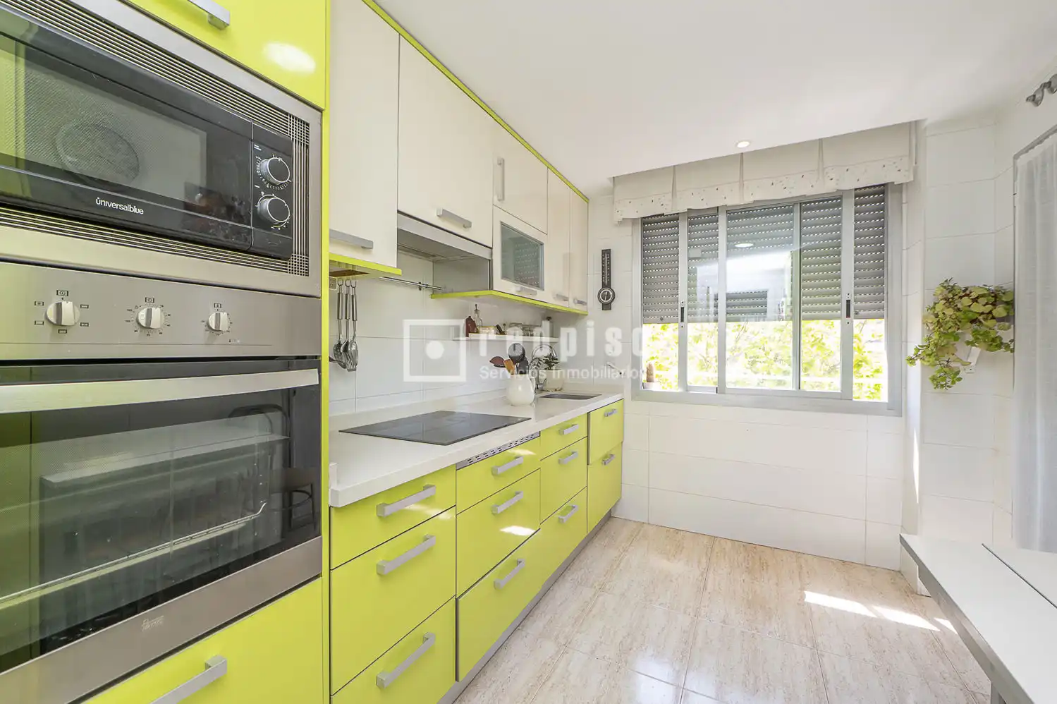 Kitchen of Flat for sale in Pinto  with Air Conditioner, Heating and Terrace