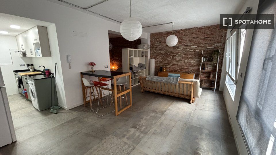 Flat to rent in Portazgo