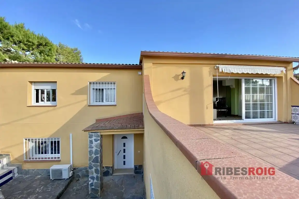 Houses for sale in Mas d'En Serra - Els Cards