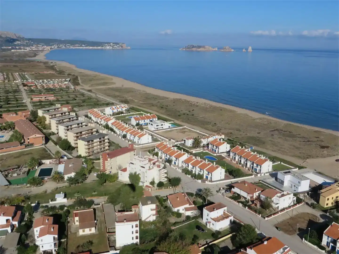 Exterior view of Flat for sale in L'Estartit  with Air Conditioner, Furnished and Balcony