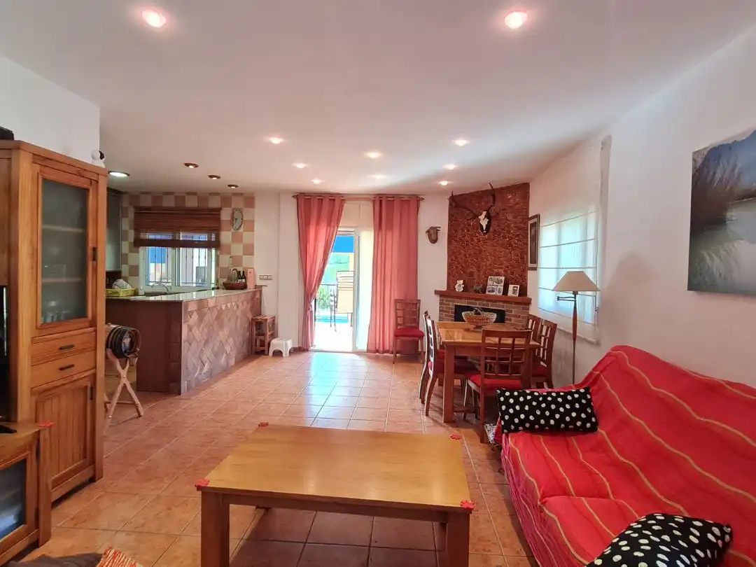 Villa con giardino in vendita a Paraje Saque y Navela 1, imagen 18