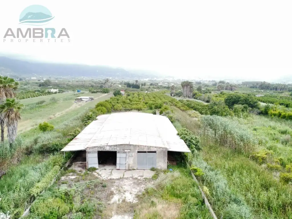 Nave industrial en venta en Pego