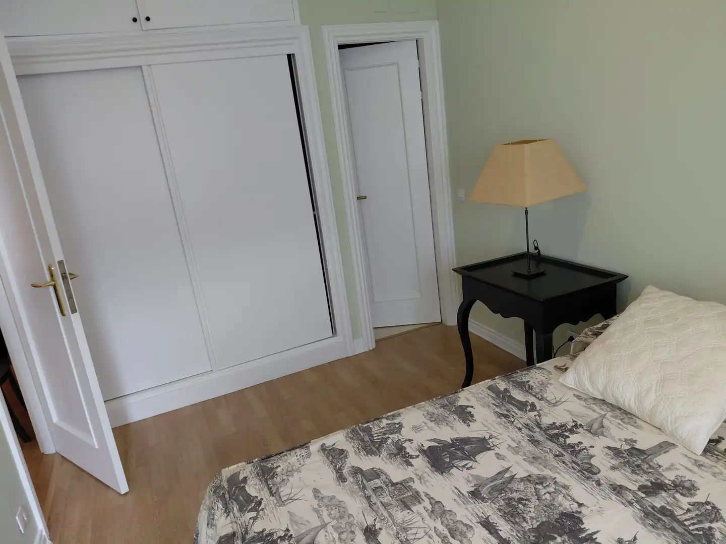 Habitación de Piso de alquiler en Bilbao  con Calefacción