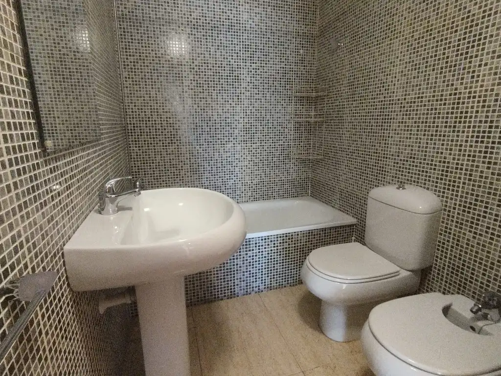 Baño de Piso en venta en Benicarló con Terraza y Amueblado