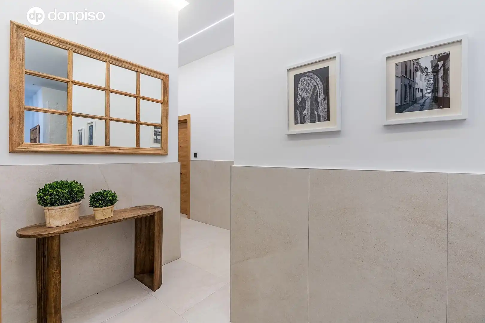 Planta baixa en venda en Granada amb Moblat i Piscina comunitària