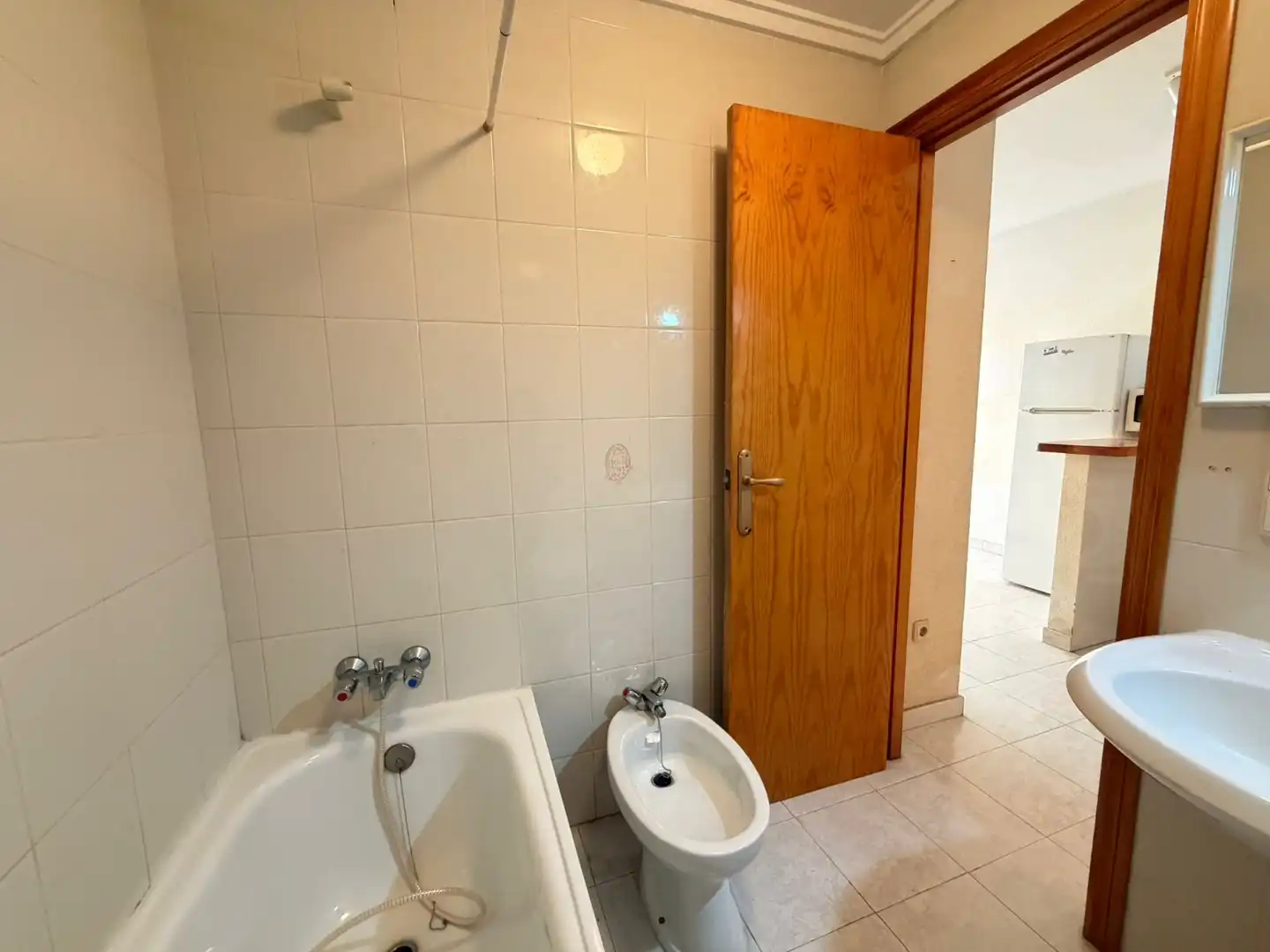 Bathroom of Flat for sale in Torrevieja  with Terrace, Furnished and Washing machine
