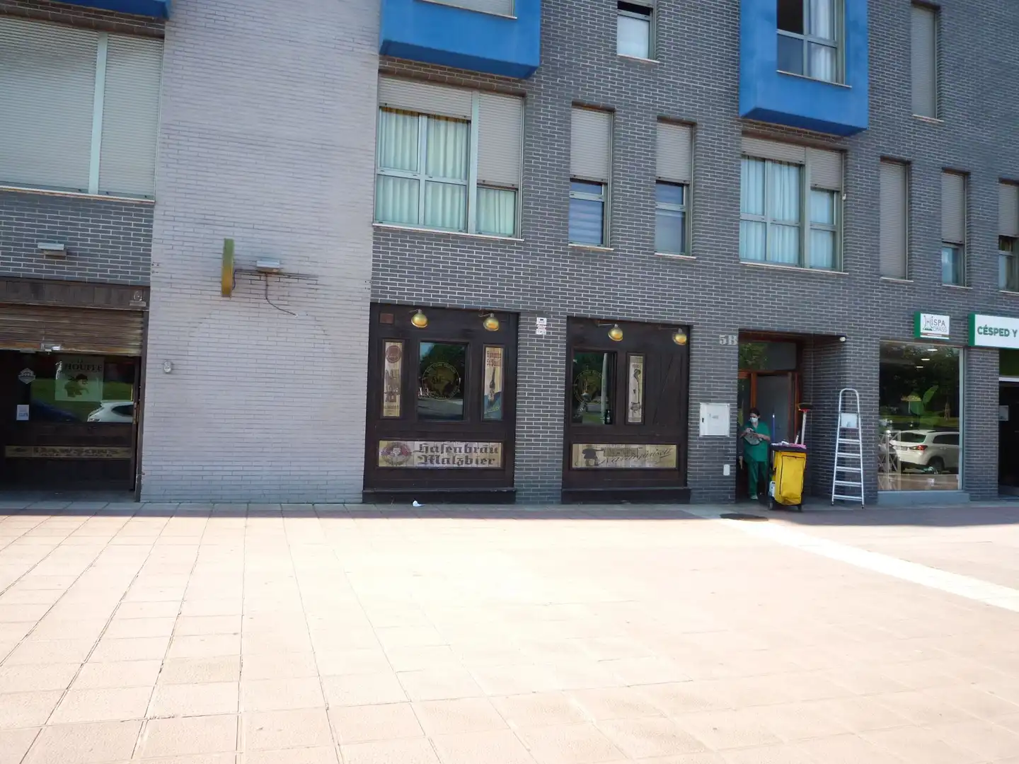 Commercial properties for rent in Calle Francisco Tomás y Valiente, Peñacastillo - Nueva Montaña