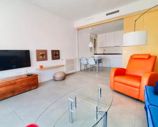 Living room of Attic to rent in  Granada Capital  with Air Conditioner, Heating and Terrace