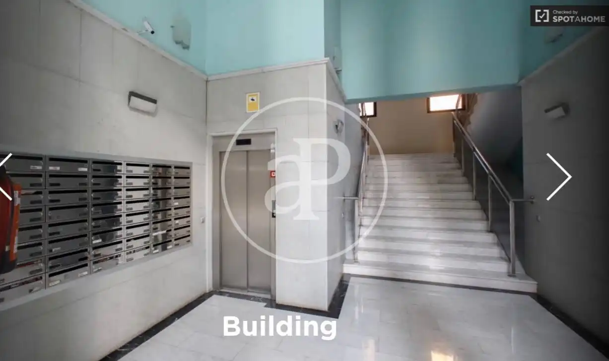 Flat for rent in Av. de les Corts Valencianes, Sant Pau