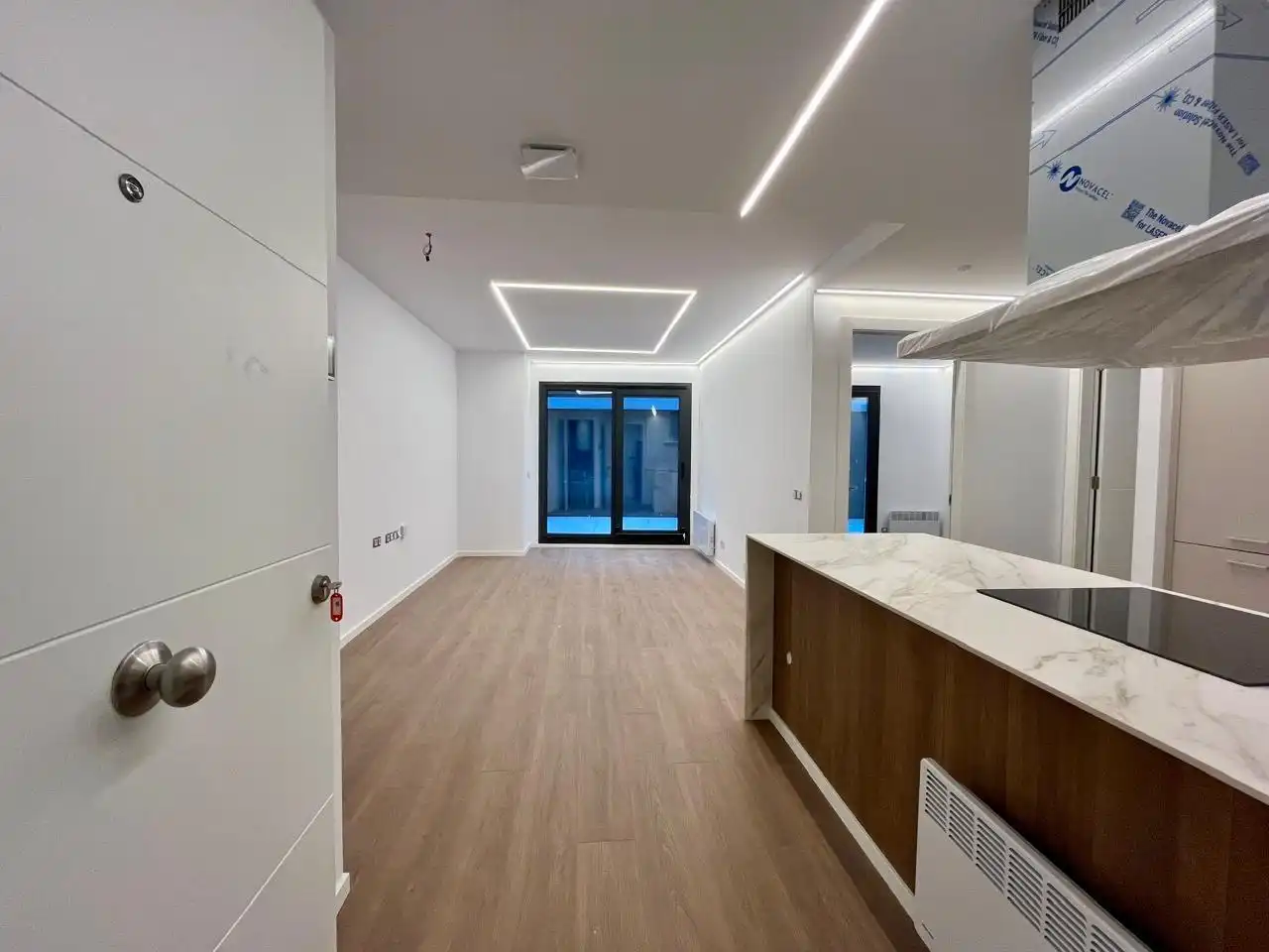 Flat with terrace to rent in Carretera General 2, Km 4
