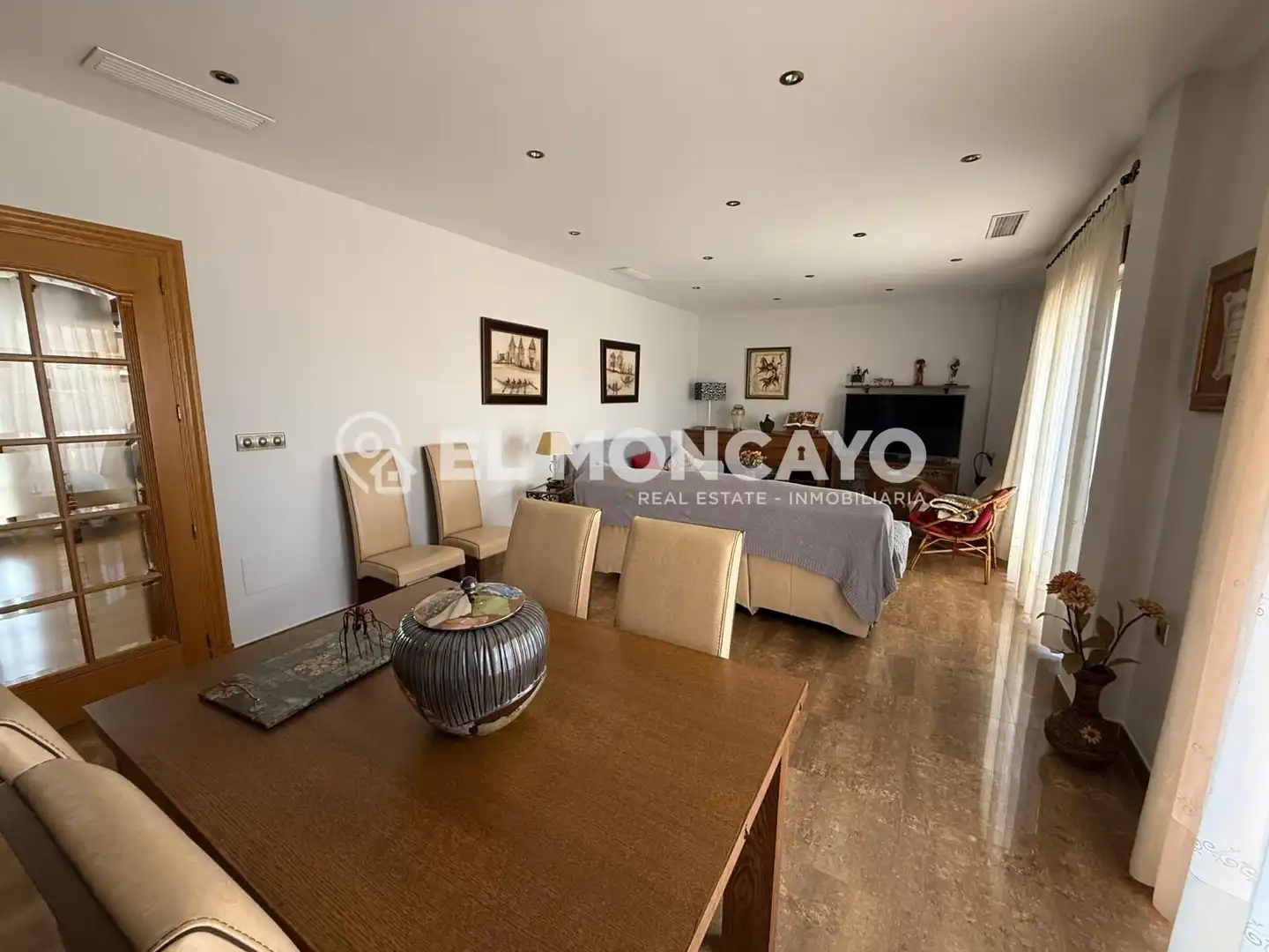 Sala de estar de Casa o chalet en venta en Almoradí con Aire acondicionado, Calefacción y Jardín privado