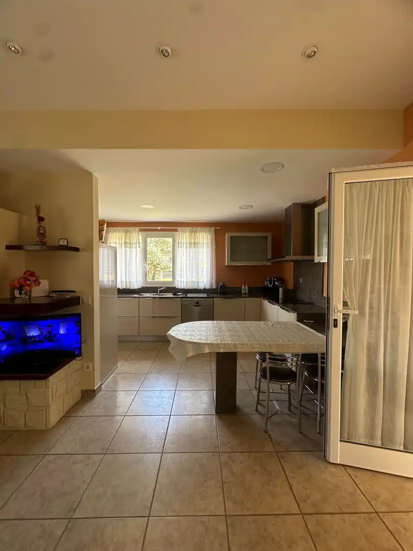 Cocina de Casa o chalet en venta en Montornès del Vallès con Aire acondicionado, Calefacción y Jardín privado
