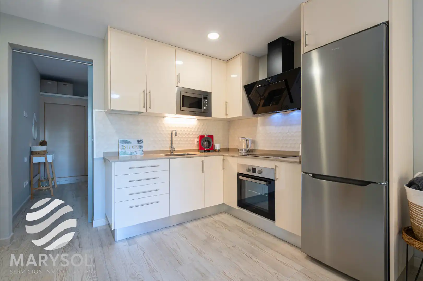 Cuina de Apartament de lloguer en San Bartolomé de Tirajana amb Terrassa, Moblat i Forn