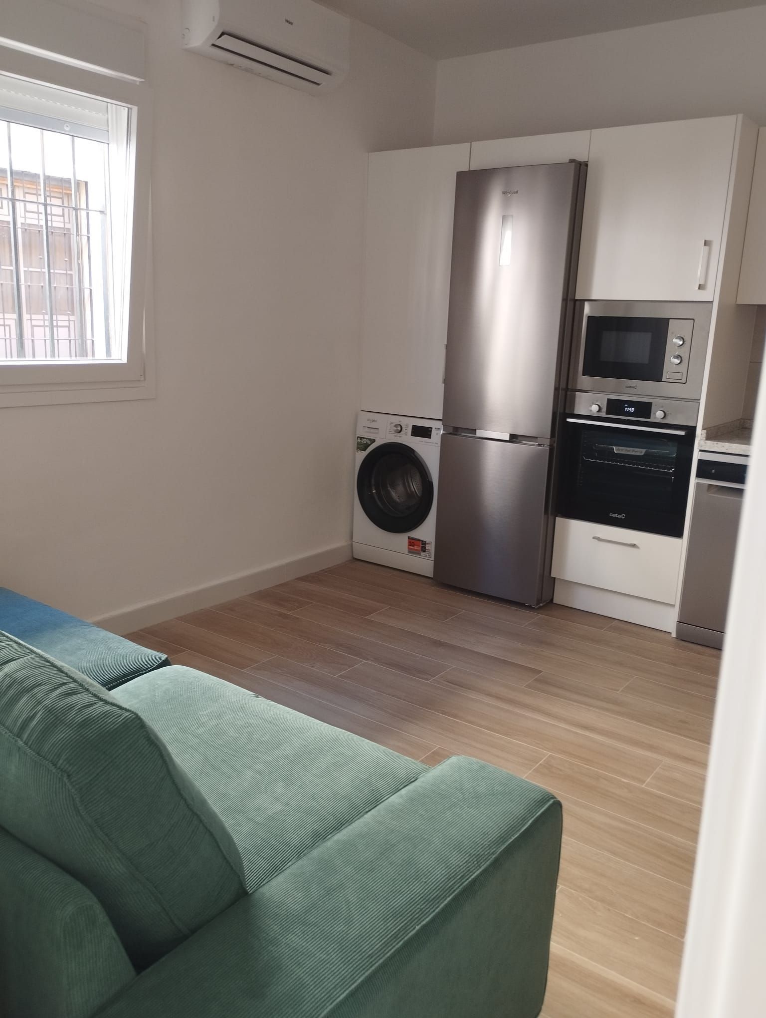 Habitación de Piso de alquiler en Málaga Capital con Aire acondicionado y Amueblado