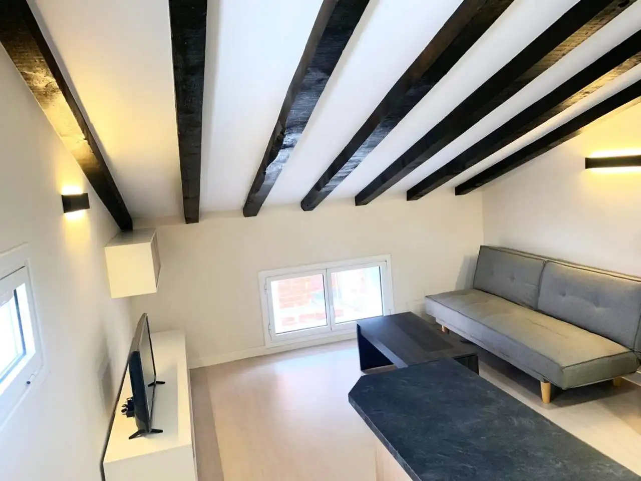 Sala d'estar de Pis en venda en Burgos amb Calefacció i Parquet