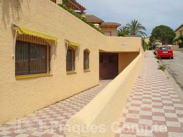 Individual for sale in Calle Vallespir