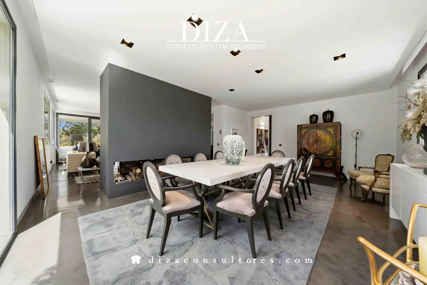 Comedor de Casa o chalet en venta en Boadilla del Monte con Aire acondicionado, Calefacción y Jardín privado