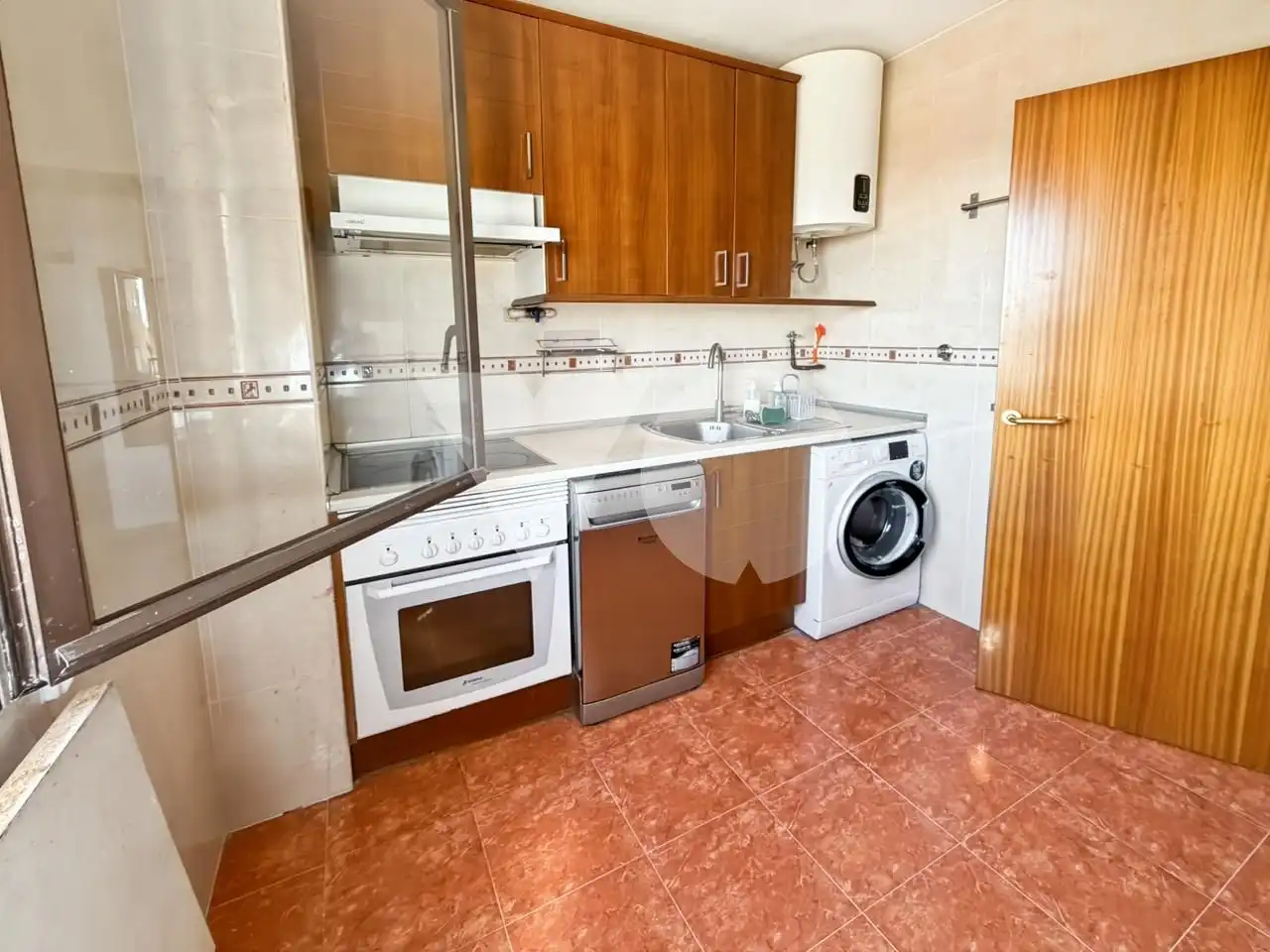 Kitchen of Flat for rent in Madrid  with Air Conditioner, Heating and Terrace