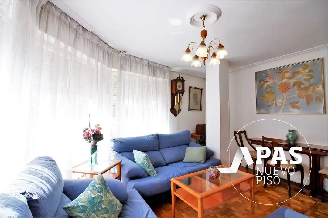 Living room of Flat for sale in Santander  with Heating and Terrace