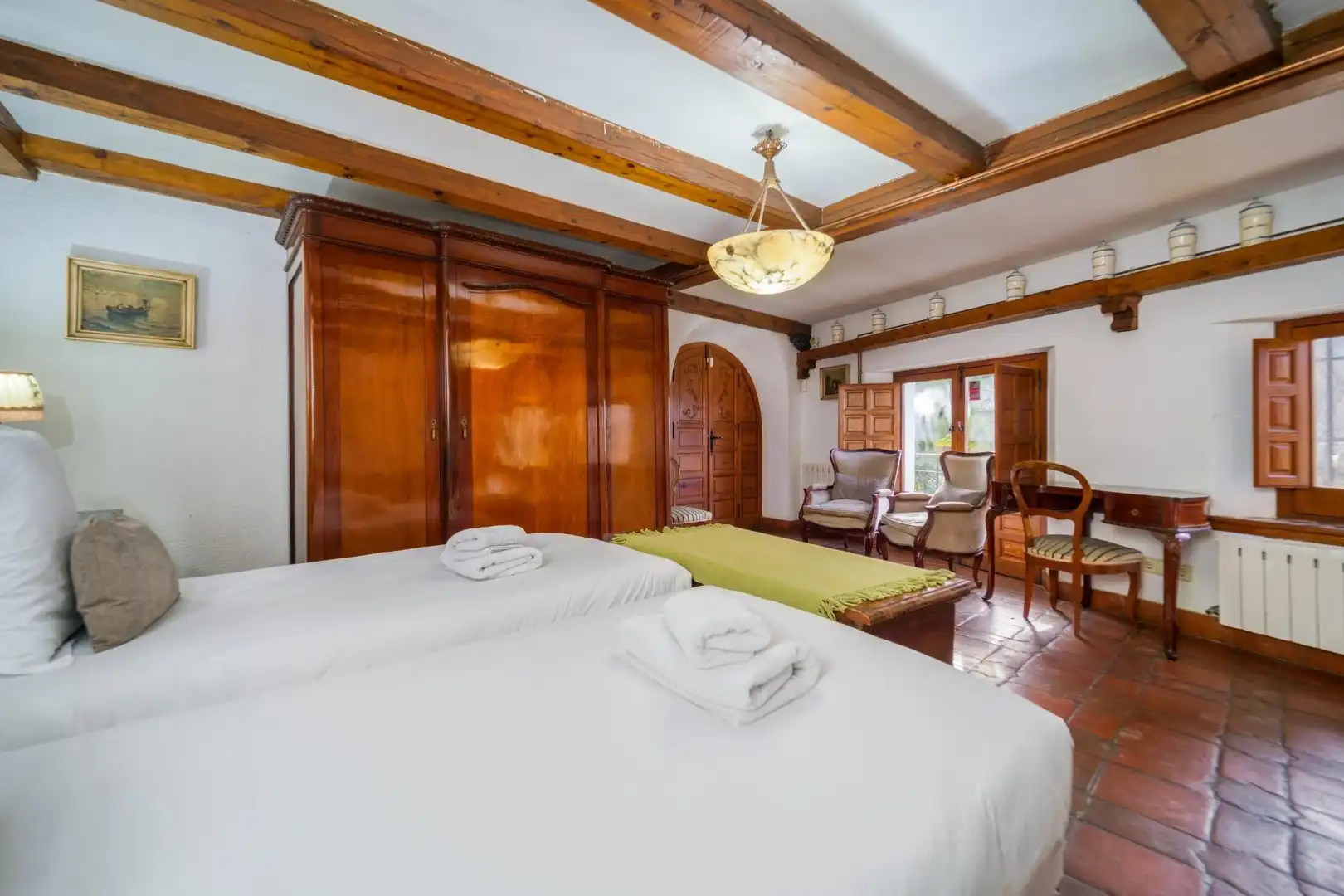 Habitación de Casa o chalet en venta en Granada con Aire acondicionado, Calefacción y Jardín privado