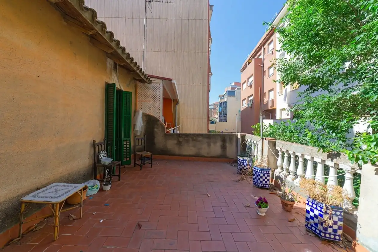 Villa avec terrasse à vendre à Nou Barris, imagen 9