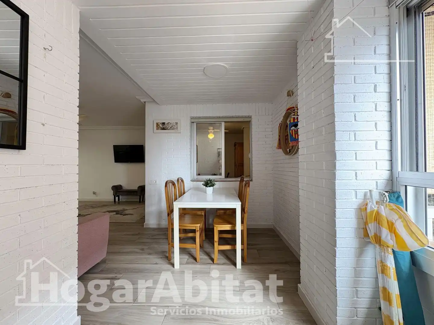Flat with terrace for sale in Calle San Vicente Mártir, imagen 5