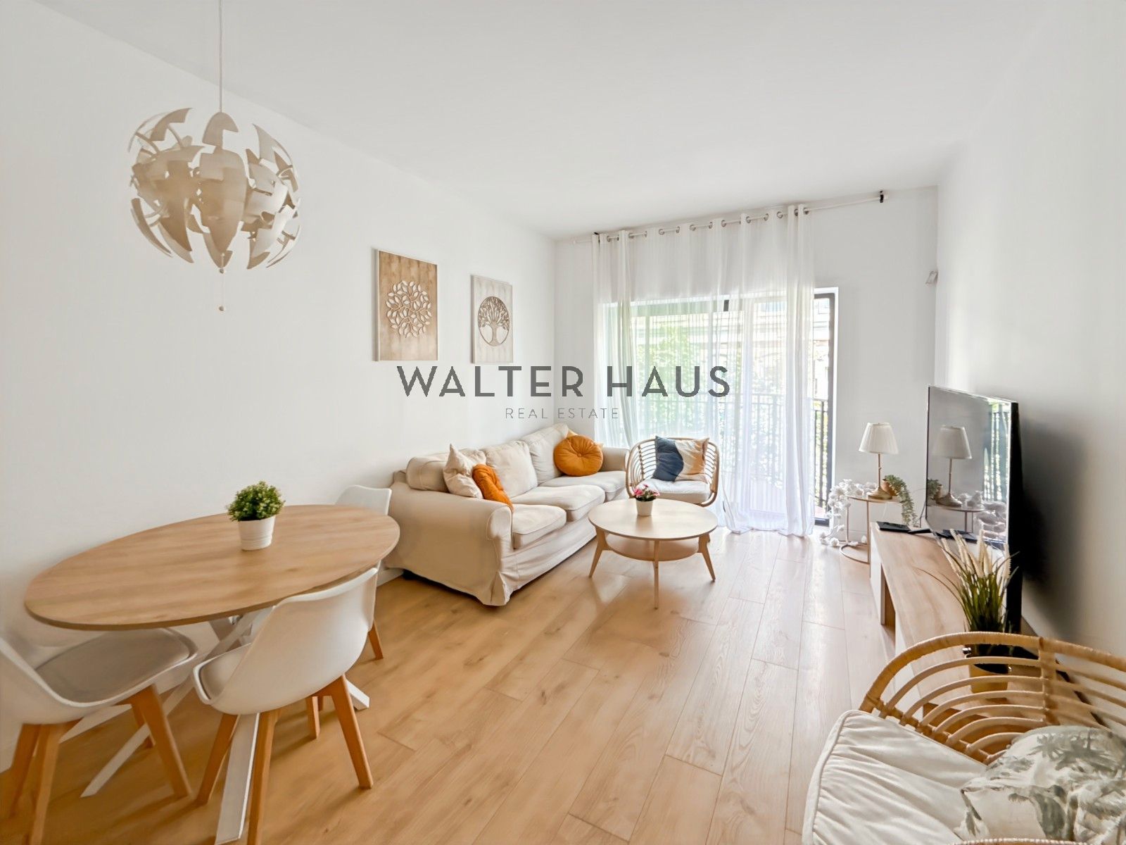 Sala de estar de Piso de alquiler en  Barcelona Capital con Aire acondicionado, Calefacción y Parquet