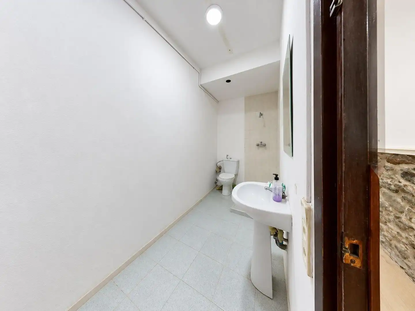 Bathroom of Commercial properties for rent in Centre