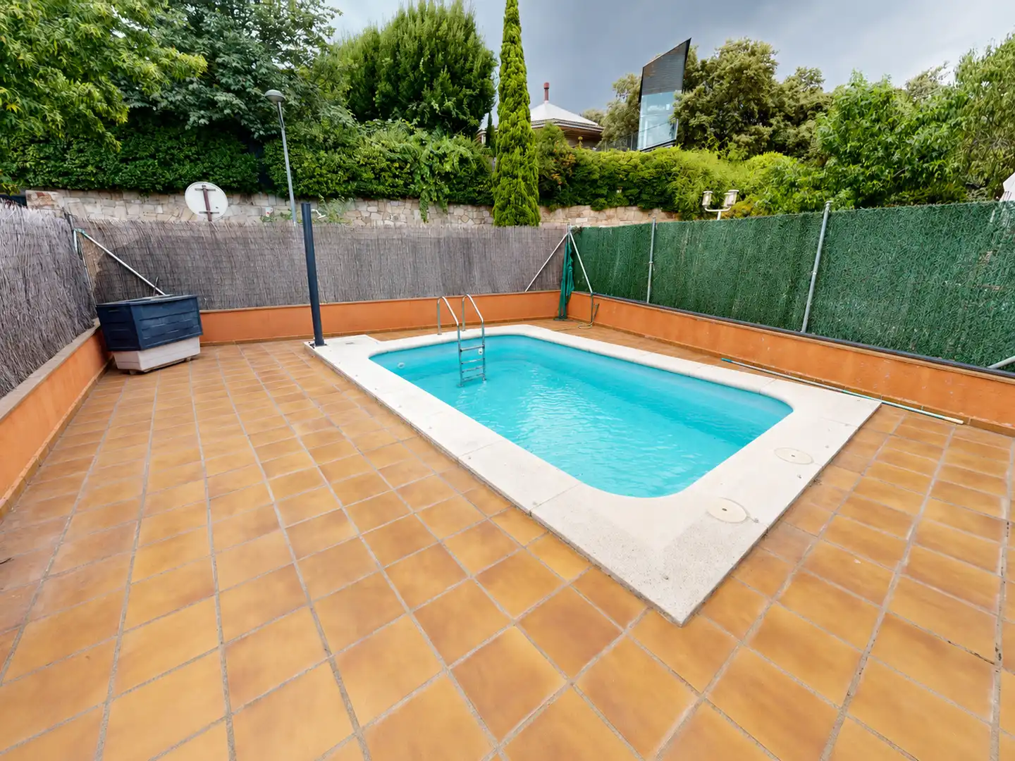 Piscina de Casa o chalet en venta en San Lorenzo de El Escorial con Jardín privado, Terraza y Piscina