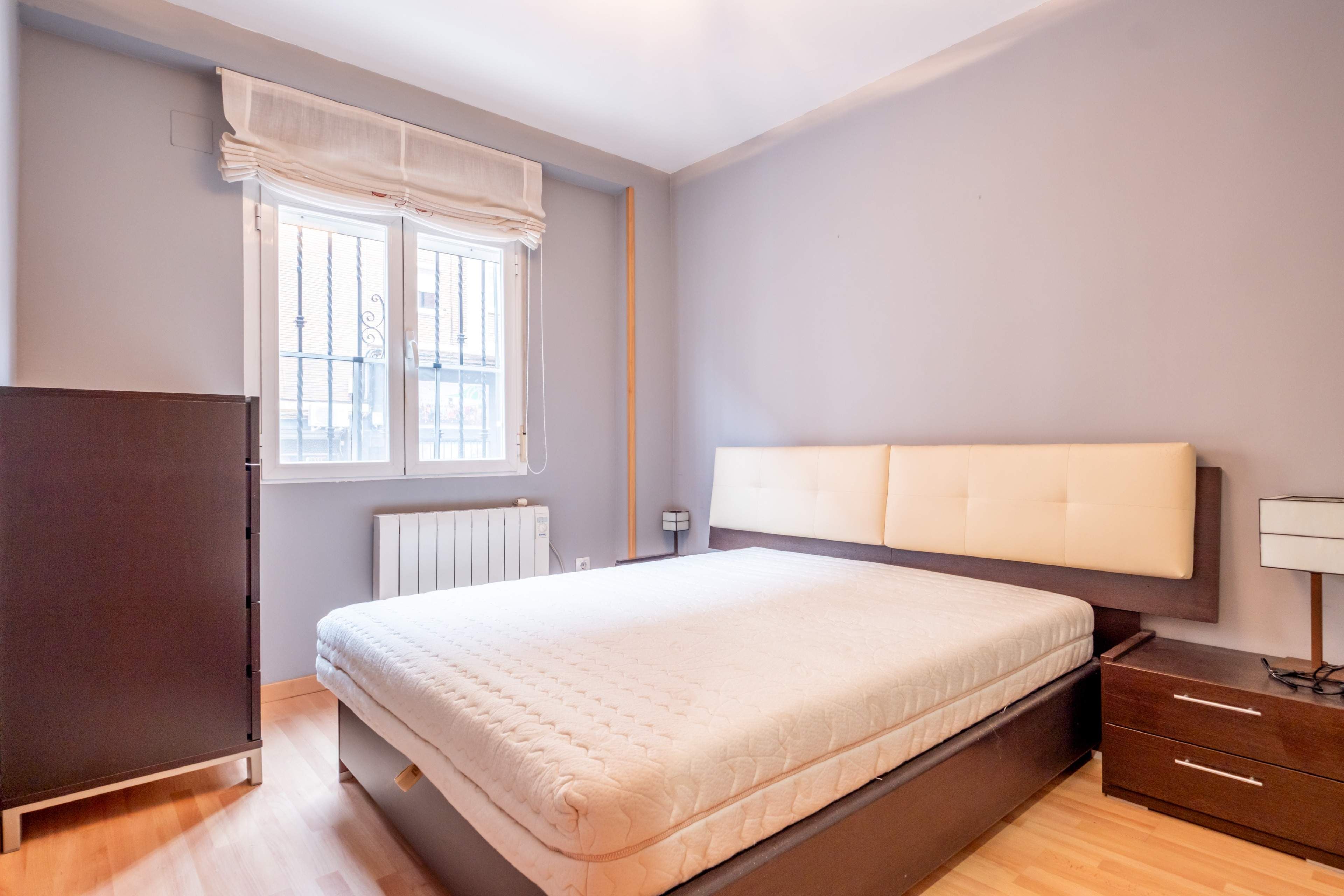 Bedroom of Flat for sale in  Zaragoza Capital  with Parquet flooring and Balcony