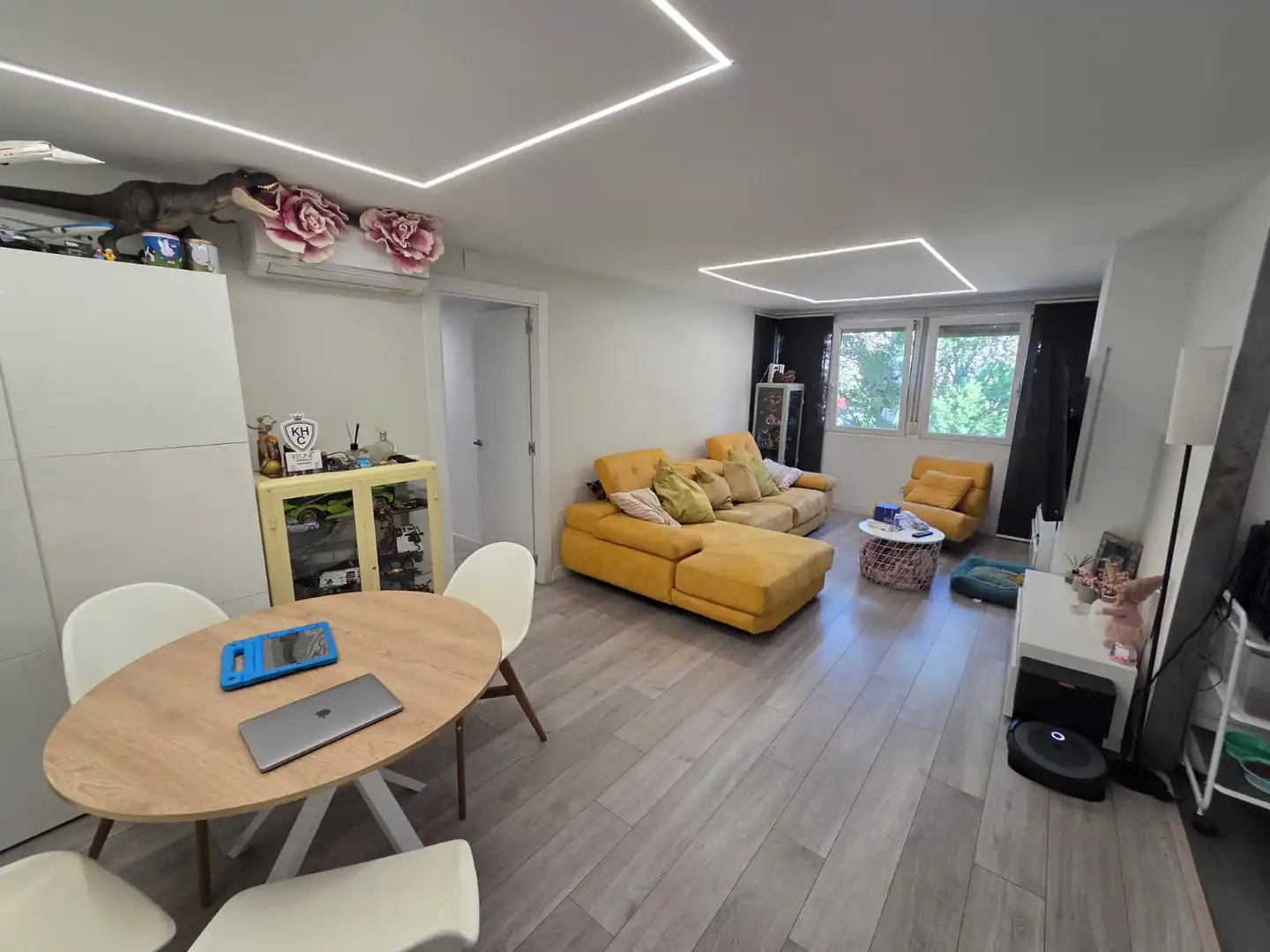 Living room of Flat for sale in Móstoles  with Air Conditioner, Heating and Parquet flooring