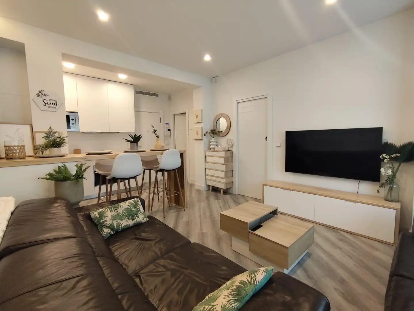 Sala de estar de Apartamento de alquiler en Santander con Calefacción, Parquet y Amueblado