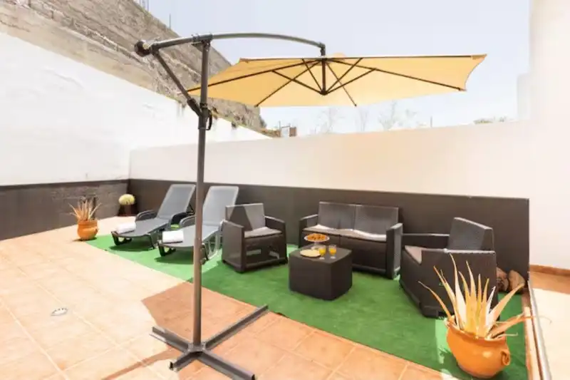 Terraced house with terrace to rent in Carretera General Arico Viejo 10A