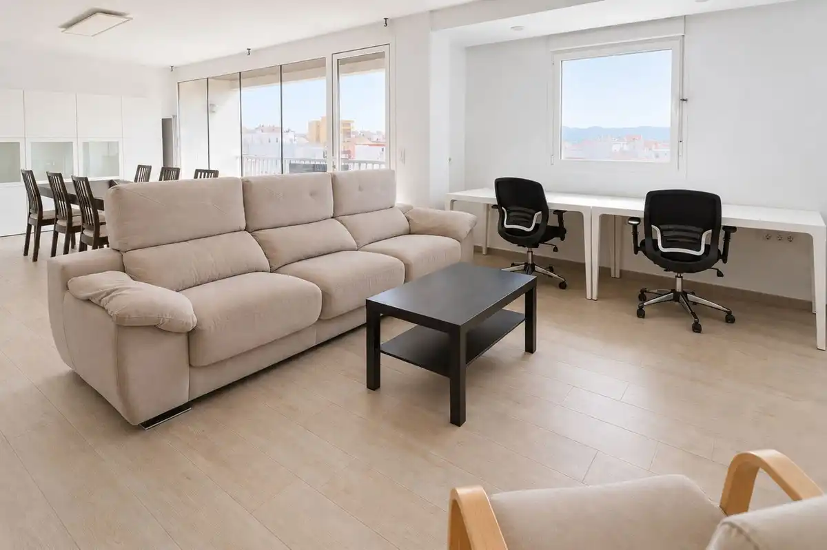 Sala de estar de Ático en venta en La Línea de la Concepción con Terraza