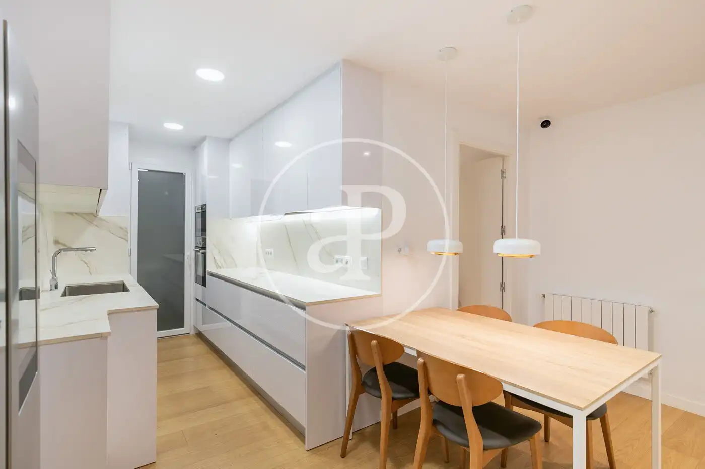 Cocina de Piso en venta en Barcelona con Aire acondicionado, Calefacción y Balcón
