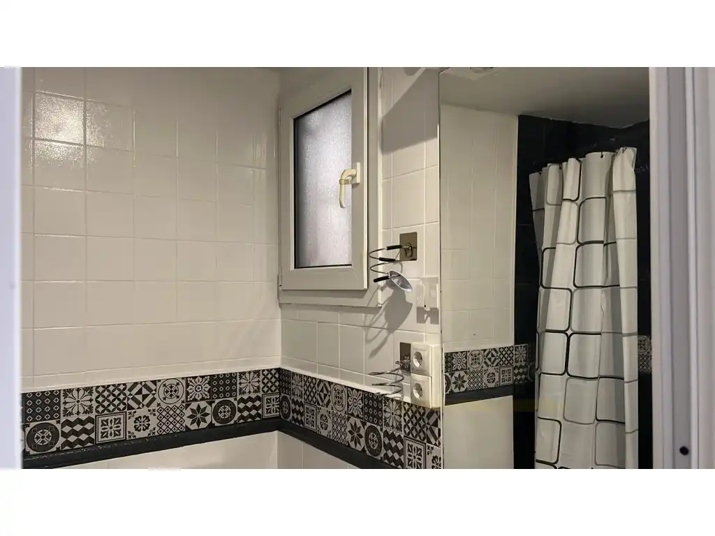 Baño de Piso en venta en Santa María de la Alameda