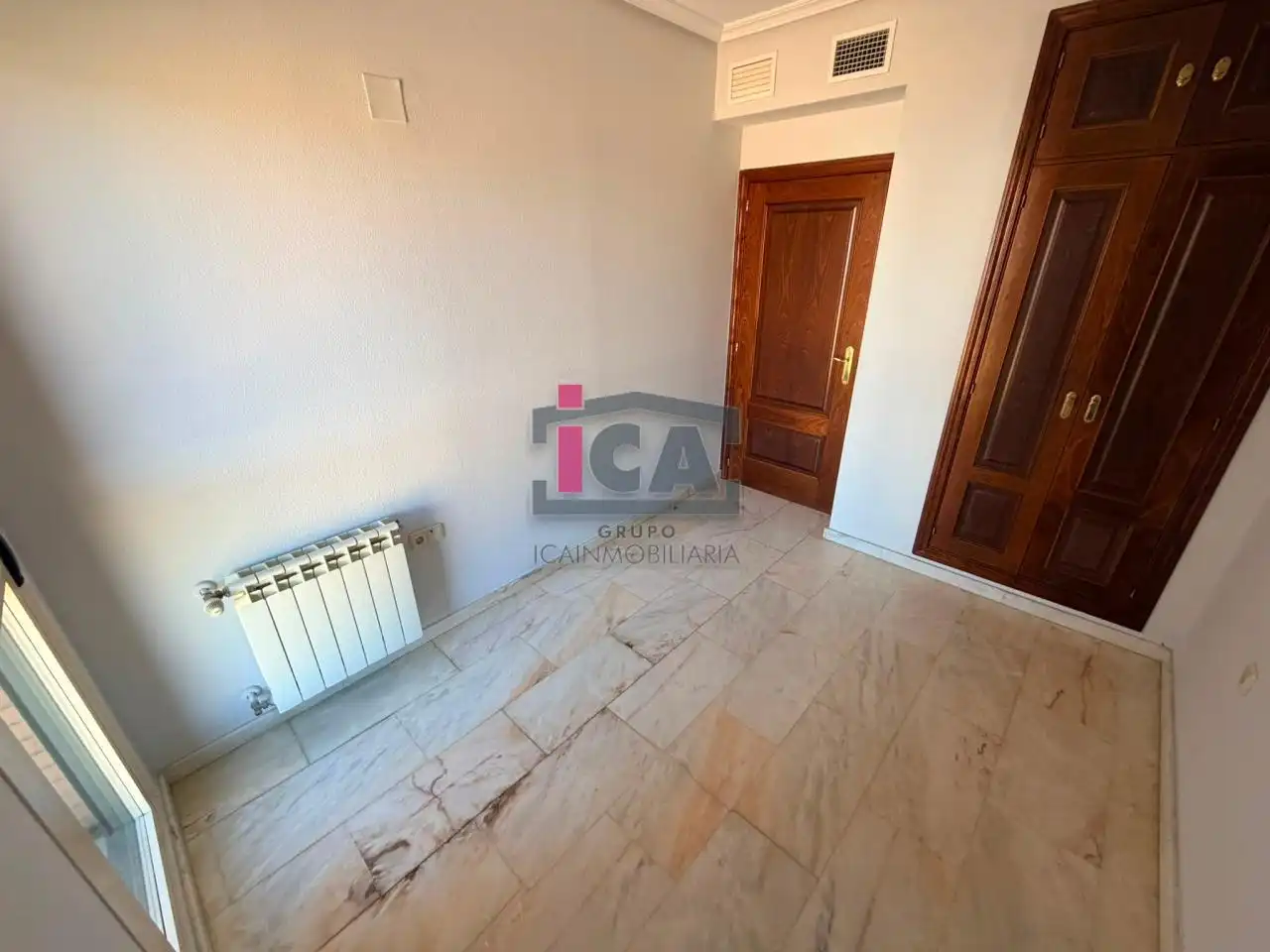 Dormitori de Pis en venda en Cáceres amb Calefacció, Terrassa i Traster