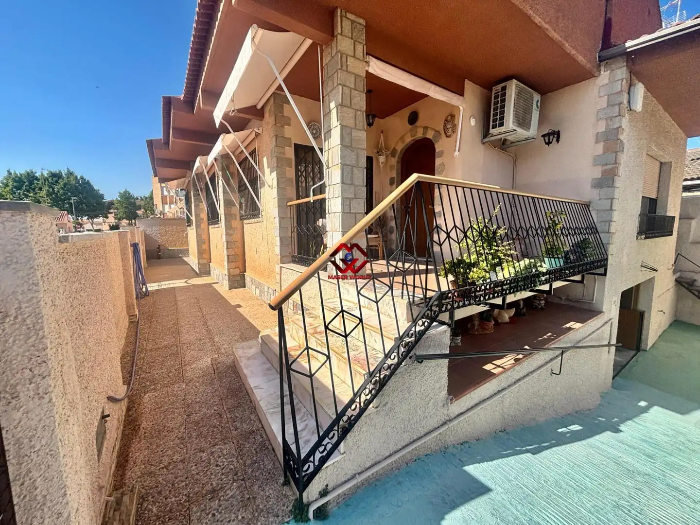 Vista exterior de Casa o xalet en venda en San Javier amb Aire condicionat, Calefacció i Jardí privat