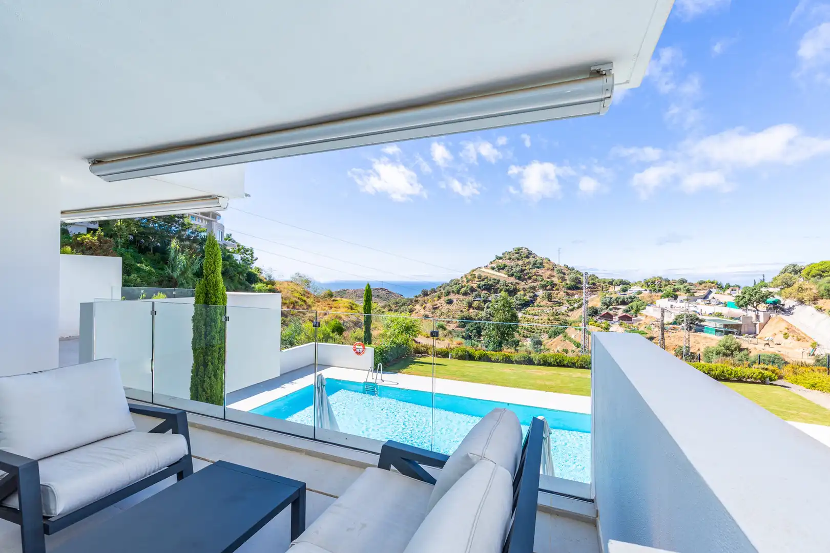 Terraza de Planta baja en venta en Ojén con Aire acondicionado, Terraza y Piscina
