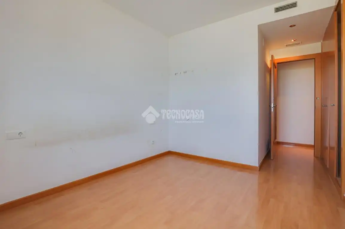 Habitación de Piso en venta en Montcada i Reixac con Aire acondicionado y Balcón