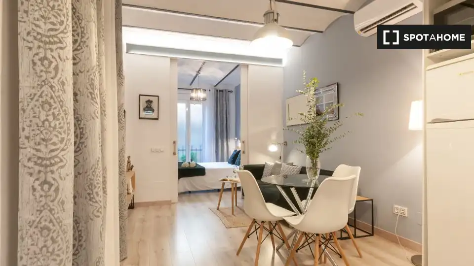 Flat with terrace to rent in Gràcia, imagen 7
