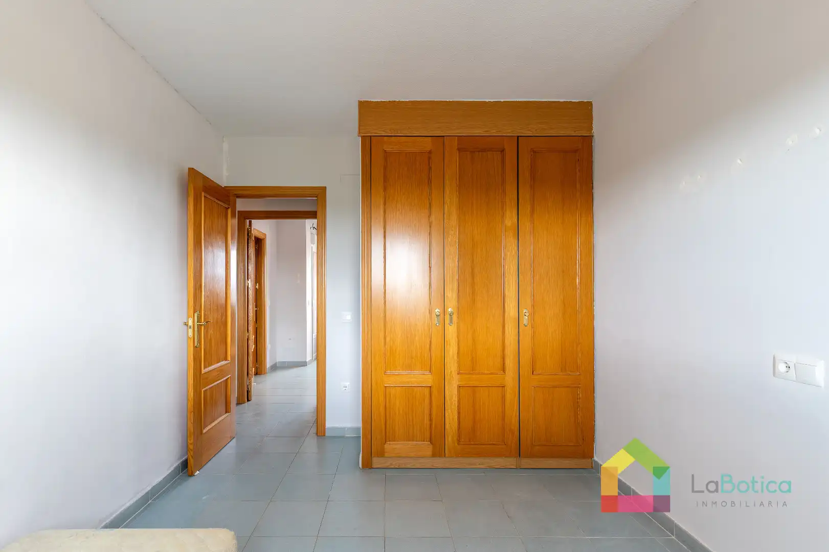 Casa adosada en venta en Burguillos de Toledo con Calefacción, Jardín privado y Terraza