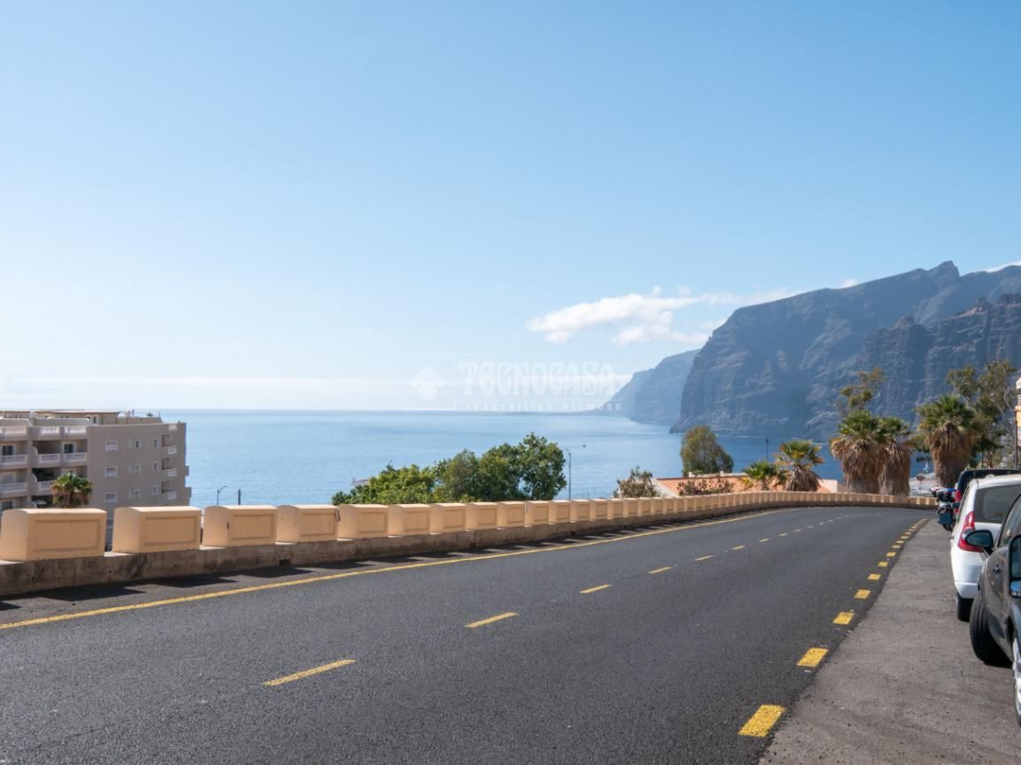 Vista exterior de Local en venta en Santiago del Teide con Terraza