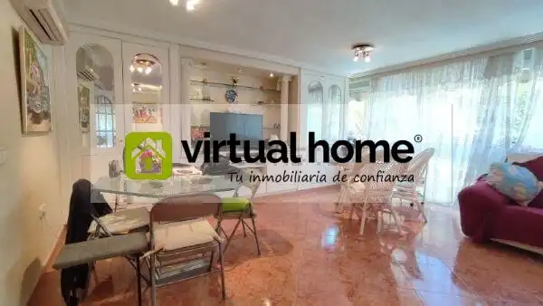 Sala de estar de Apartamento en venta en Benidorm con Aire acondicionado, Jardín privado y Amueblado