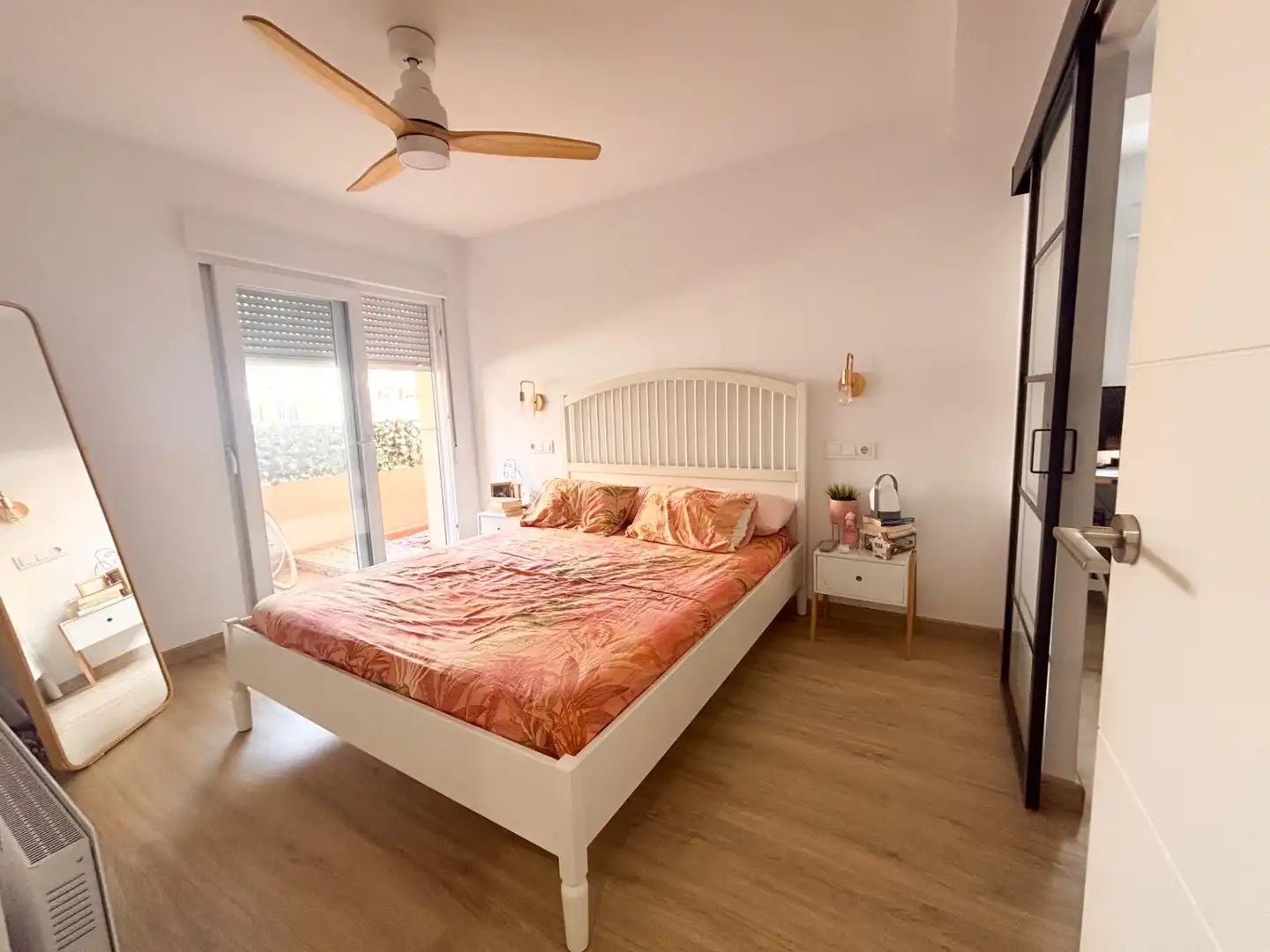 Schlafzimmer von Wohnung zum Verkauf in Torrevieja mit Klimaanlage, Möbliert und Balkon