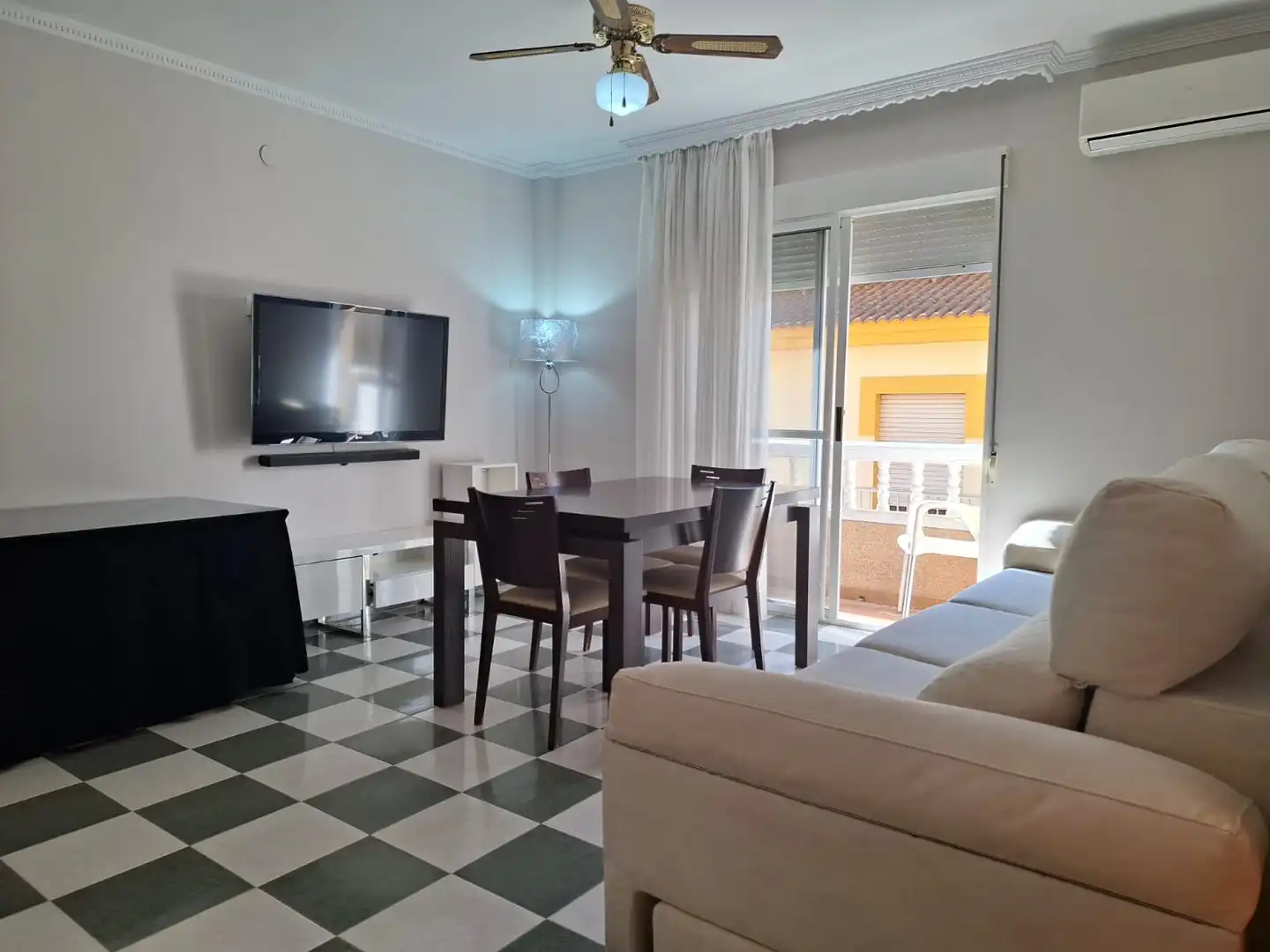 Living room of Flat for sale in Torrenueva Costa  with Furnished and Balcony