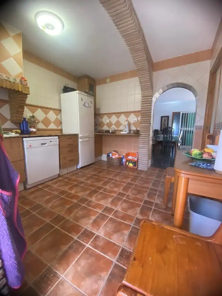 Cuina de Casa o xalet en venda en La Pobla de Tornesa amb Jardí privat, Terrassa i Traster