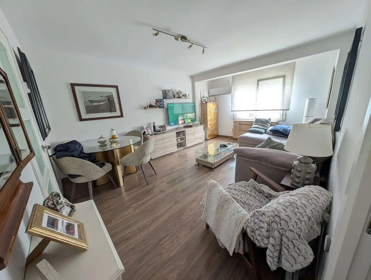 Sala d'estar de Pis de lloguer en  Madrid Capital amb Aire condicionat