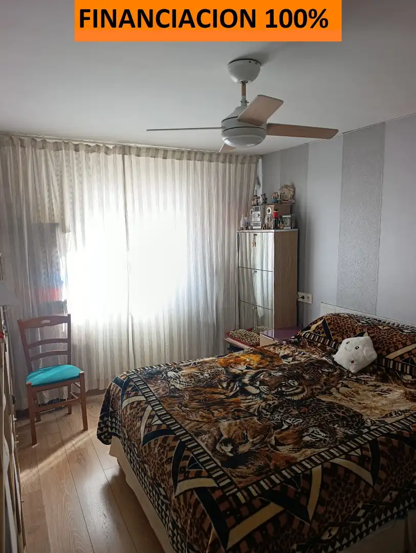 Bedroom of Flat for sale in Zaragoza  with Air Conditioner, Heating and Parquet flooring