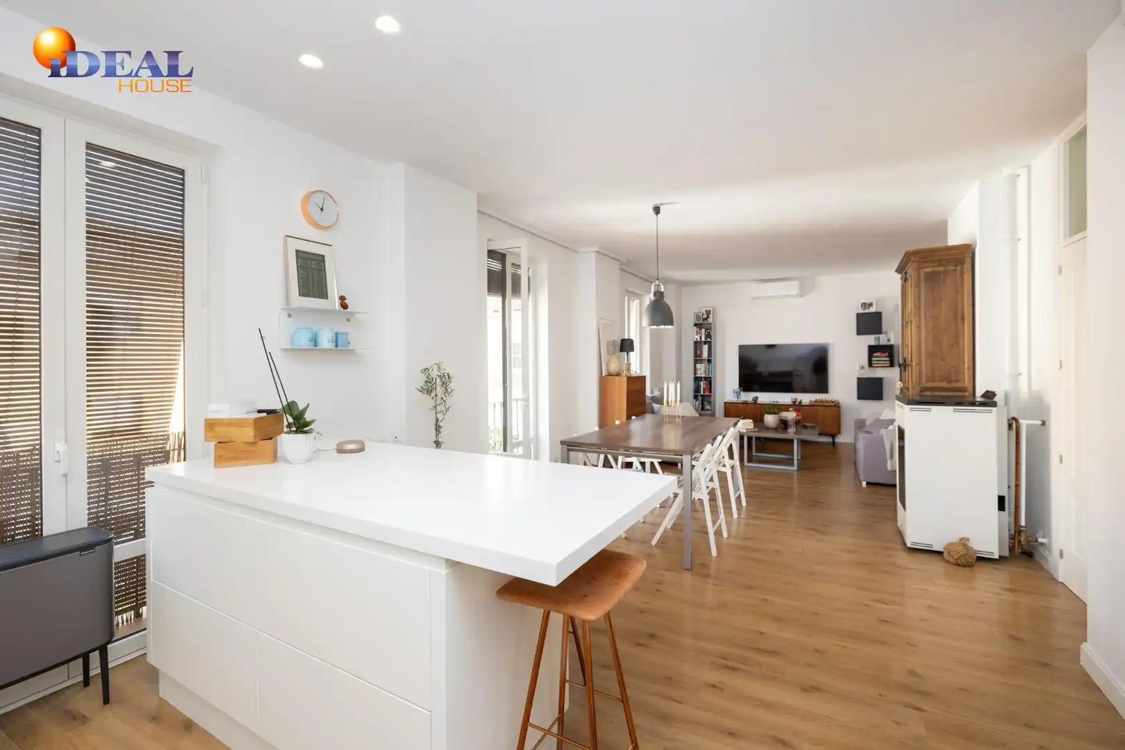 Piso con terraza en venta en Centro, imagen 3